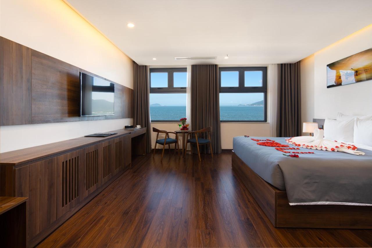 Avenis Hotel Da Nang Zewnętrze zdjęcie