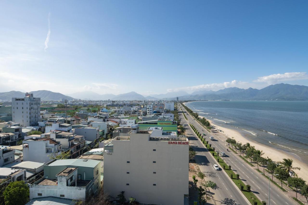 Avenis Hotel Da Nang Zewnętrze zdjęcie